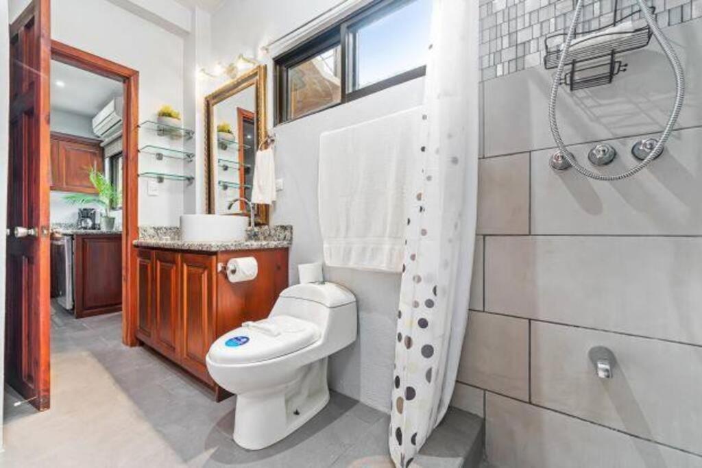Apartment Magical 1 Bedroom With Ocean View & Pool *